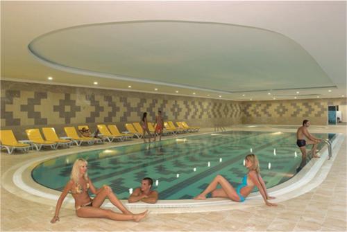 41 фото отеля Laphetos Beach Resort & Spa 5* 