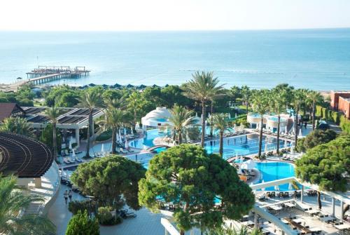 1 фото отеля Limak Atlantis De Luxe Hotel & Resort 5* 