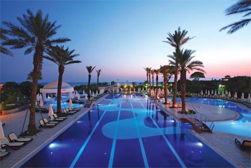 13 фото отеля Limak Atlantis De Luxe Hotel & Resort 5* 