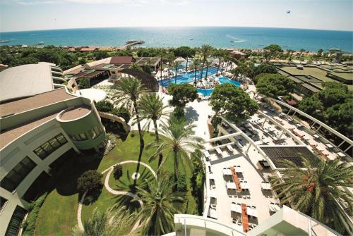 16 фото отеля Limak Atlantis De Luxe Hotel & Resort 5* 