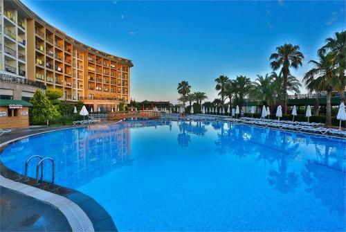 8 фото отеля Lyra Resort Hotel 5* 