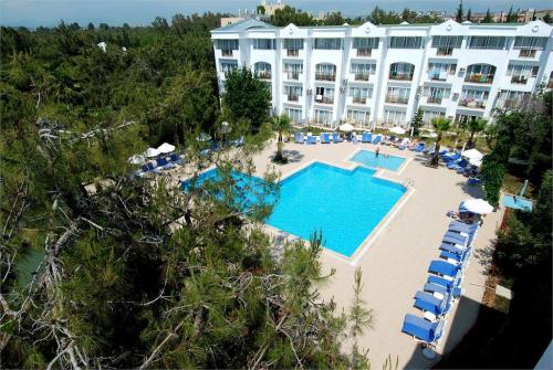 4 фото отеля Maya Golf Hotel 4* 