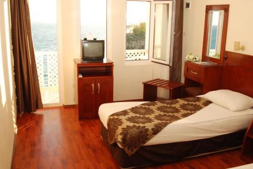 4 фото отеля Nazar Beach City & Resort Hotel 4* 