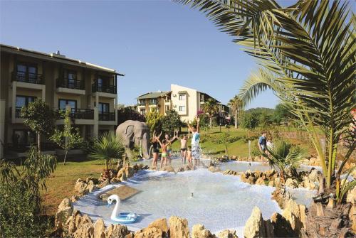 6 фото отеля Oz Hotels Incekum Beach Resort 5* 