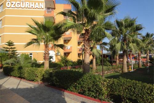 3 фото отеля Ozgurhan Hotel 3* 