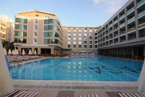 6 фото отеля Pasa Beach Hotel 4* 