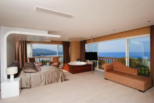 16 фото отеля Phaselis Hill Resort Special Suites 5* 