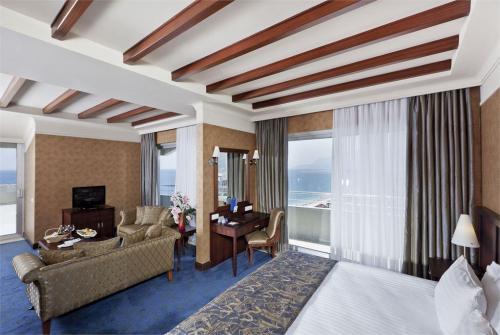 41 фото отеля Porto Bello Hotel Resort & Spa 5* 