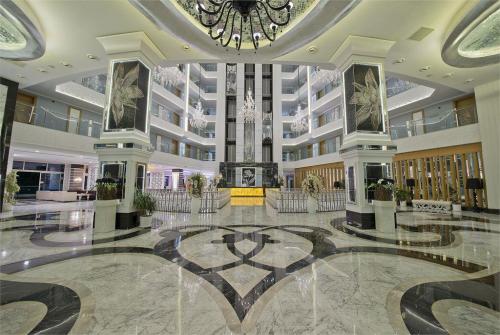 5 фото отеля Q Premium Resort 5* 