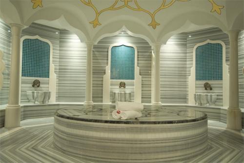 18 фото отеля Ramada Plaza Antalya 5* 