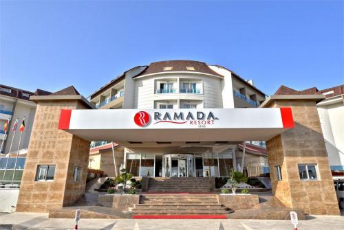 4 фото отеля Ramada Resort Side 5* 
