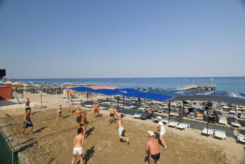 3 фото отеля Sailor's Beach Club 4* 