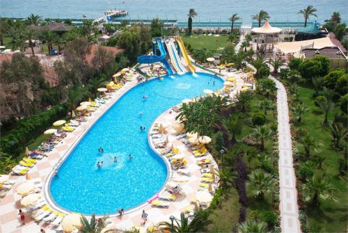 4 фото отеля Stella Beach Hotel 5* 