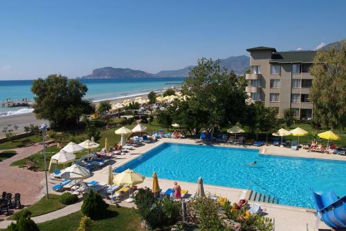 1 фото отеля Sunset Beach Hotel 5* 