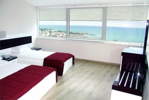 25 фото отеля Tourist Hotel Antalya 3* 