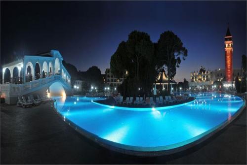 11 фото отеля Venezia Palace Deluxe Resort Hotel 5* 