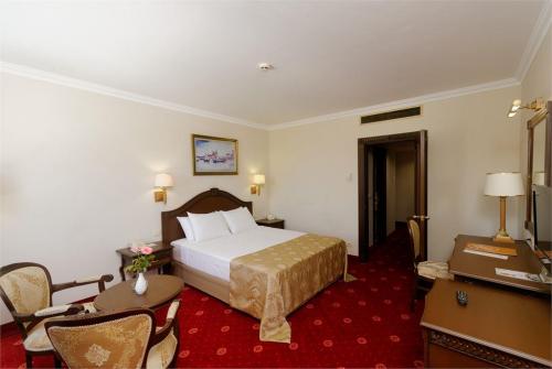 26 фото отеля Venezia Palace Deluxe Resort Hotel 5* 
