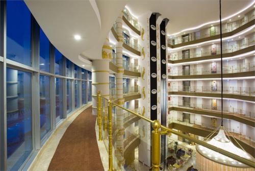 14 фото отеля Water Side Resort & Spa 5* 