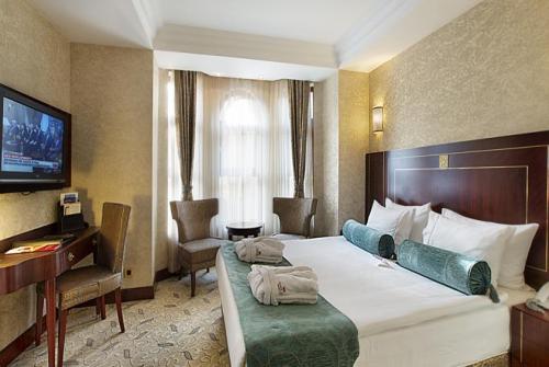 3 фото отеля Wyndham Istanbul Old Сity 5* 