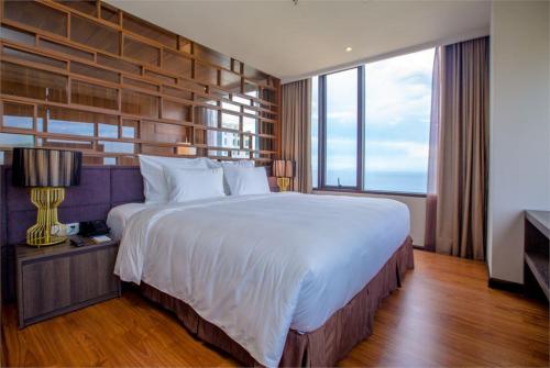 14 фото отеля Alana Nha Trang Beach Hotel 4* 