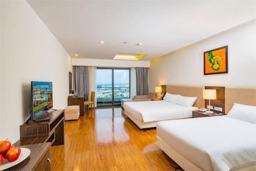 3 фото отеля Bavico Nha Trang Hotel 4* 