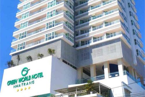 1 фото отеля Green World Hotel Nha Trang 4* 