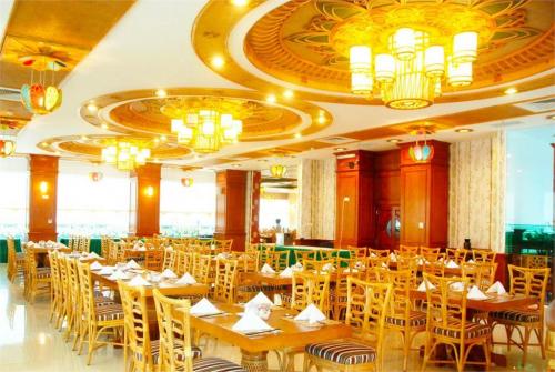 21 фото отеля Green World Hotel Nha Trang 4* 
