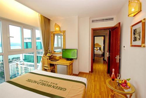 3 фото отеля Green World Hotel Nha Trang 4* 