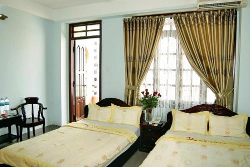 5 фото отеля Hoa Lam Hotel 2* 
