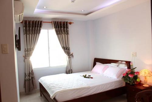5 фото отеля Hoang Thuy Hotel 2* 