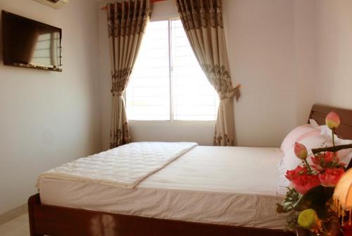 6 фото отеля Hoang Thuy Hotel 2* 