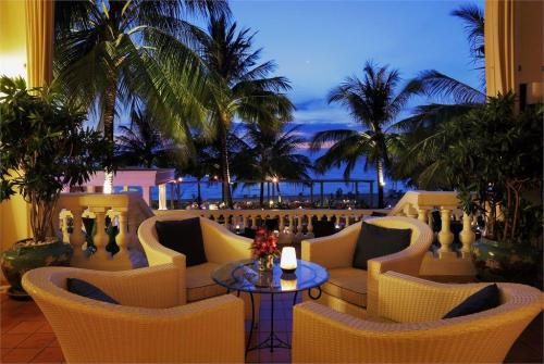 76 фото отеля La Veranda Resort 4* 
