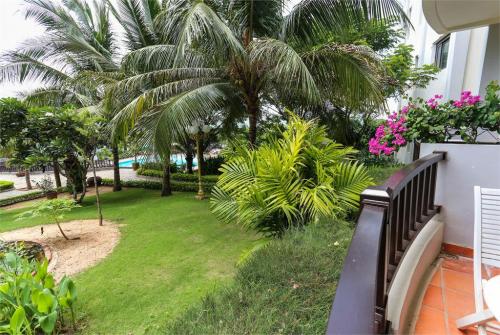2 фото отеля Lotus Muine Beach Resort & Spa 4* 