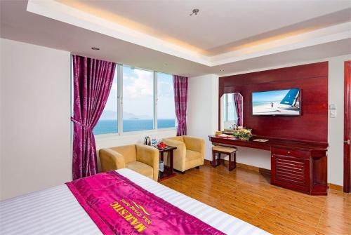 18 фото отеля Majestic Nha Trang 3* 