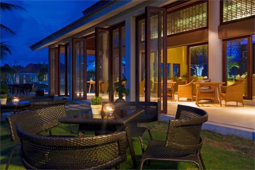22 фото отеля Mercure Phu Quoc Resort & Villas 4* 