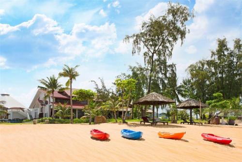 24 фото отеля Mercure Phu Quoc Resort & Villas 4* 