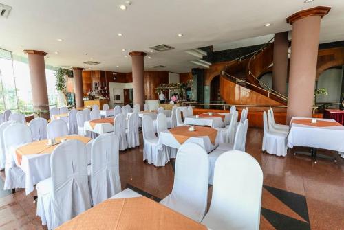 4 фото отеля Nha Trang Lodge 4* 