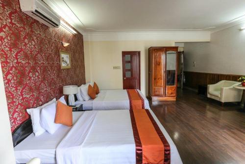 8 фото отеля Palm Beach Hotel Nha Trang 3* 