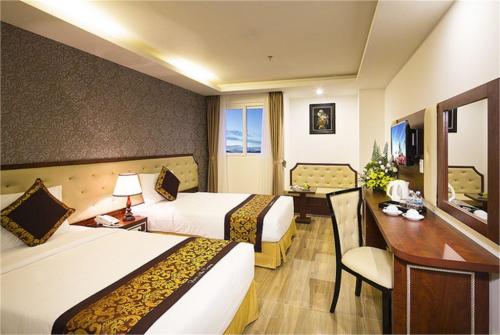 15 фото отеля Paris Nha Trang Hotel 3* 