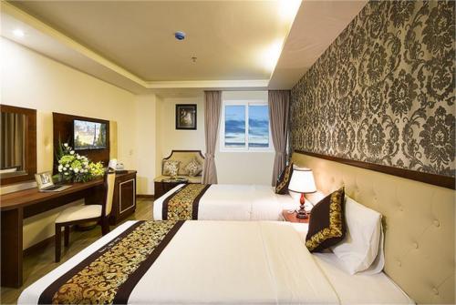 19 фото отеля Paris Nha Trang Hotel 3* 