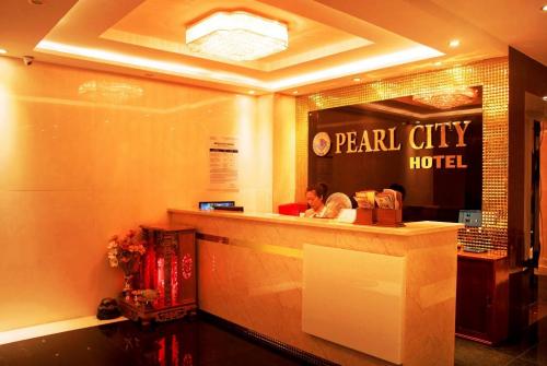 2 фото отеля Pearl City Hotel 3* 