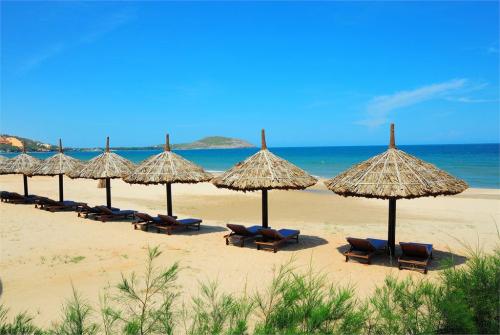 11 фото отеля Sandunes Beach Resort 4* 