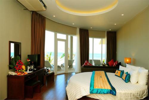 19 фото отеля Sandunes Beach Resort 4* 