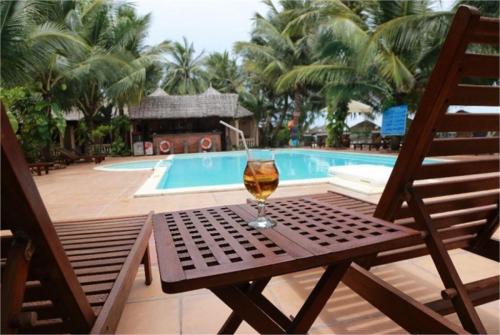 2 фото отеля Thai Hoa Beach Resort Muine 3* 