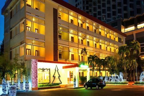 1 фото отеля Tropicana Nha Trang 3* 
