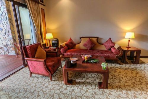 11 фото отеля Vinpearl Luxury Nha Trang 5* 