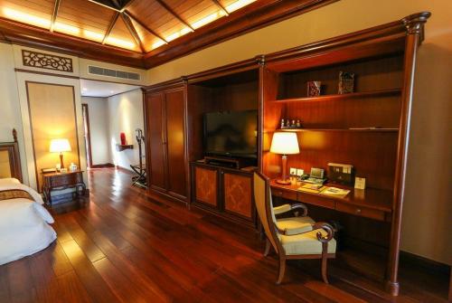 9 фото отеля Vinpearl Luxury Nha Trang 5* 